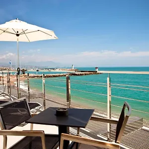 Hotel Azur, Villeneuve-Loubet